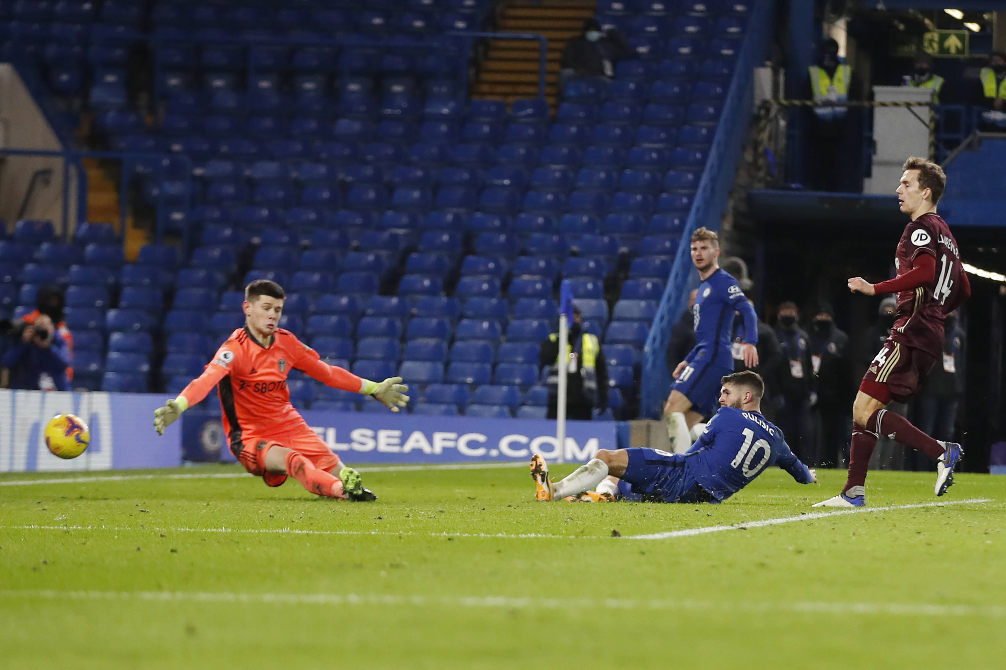 尽管斯特拉 尽管斯特拉